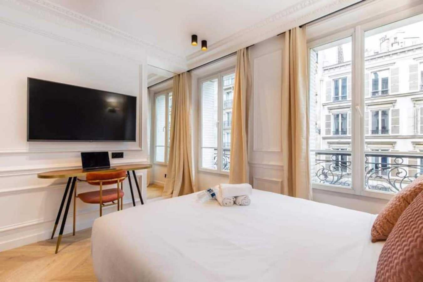 Newly Rebuilt By Architect - Center Of Paris Apartment Exterior foto